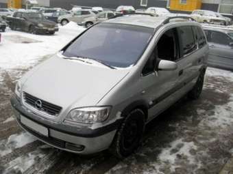 2001 Opel Zafira Pictures