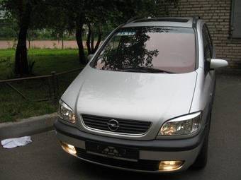2002 Opel Zafira Pics