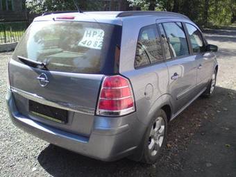 2006 Opel Zafira Photos