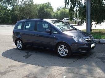 2007 Opel Zafira Photos