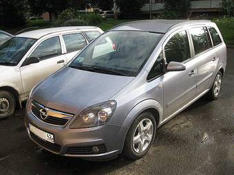 2007 Opel Zafira Pictures
