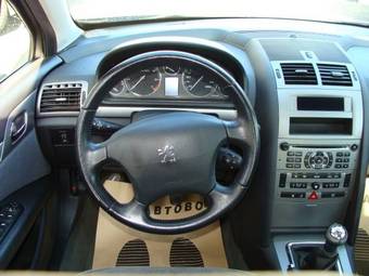 2004 Peugeot 407 Photos