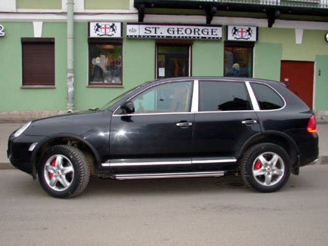 2003 Porsche Cayenne