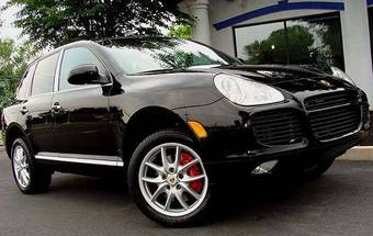 2003 Porsche Cayenne Photos