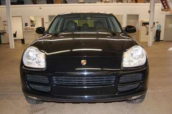 2006 Porsche Cayenne Pictures