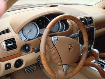 2007 Porsche Cayenne Pictures