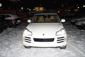 2009 Porsche Cayenne Pictures