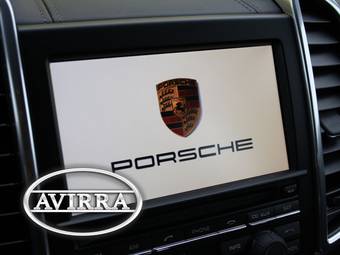 2011 Porsche Cayenne Pictures