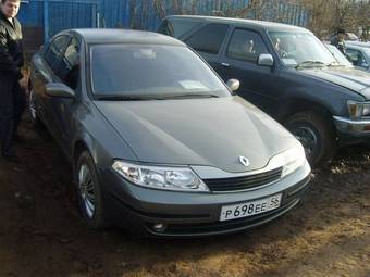 2002 Renault Laguna Photos