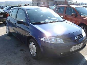 2004 Renault Megane Images