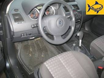 2006 Renault Megane Pictures