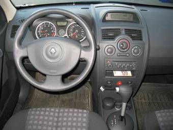 2006 Renault Megane Images