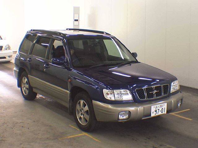 Subaru forester 2000 года