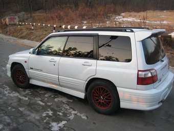 2000 Subaru Forester Pictures