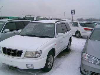 2000 Subaru Forester Photos