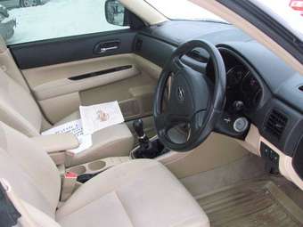 2005 Subaru Forester Pictures