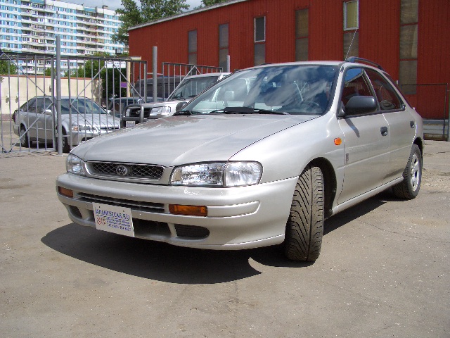 2000 Subaru Impreza Photos