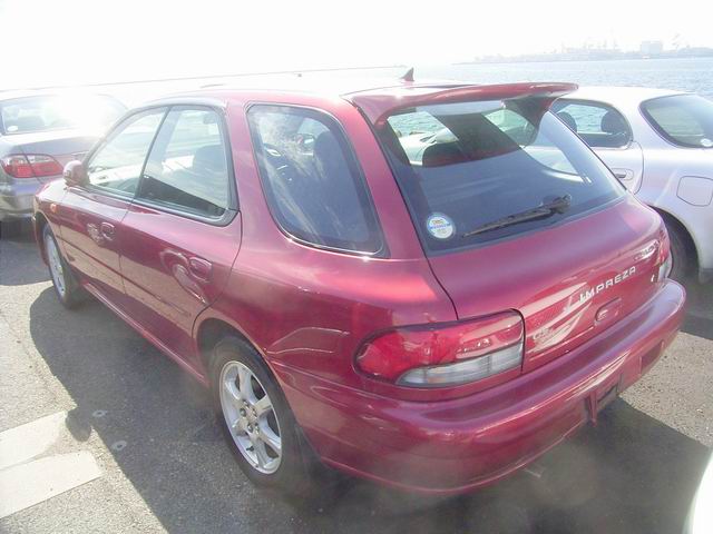2000 Subaru Impreza Pics