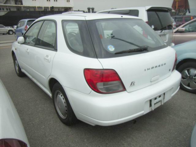 2000 Subaru Impreza Photos