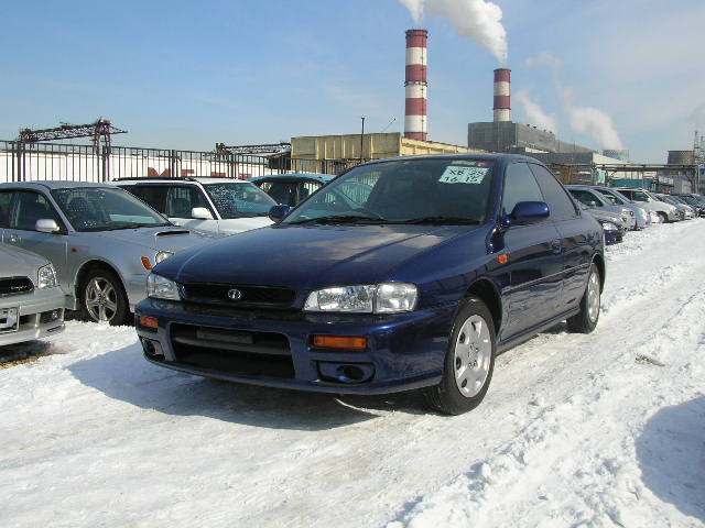 2000 Subaru Impreza Pictures