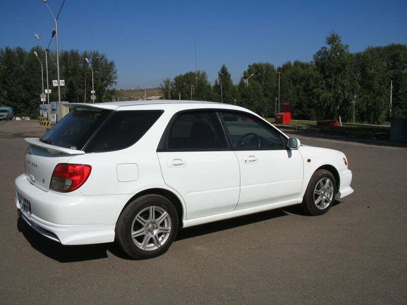 2002 Subaru Impreza Wagon Photos