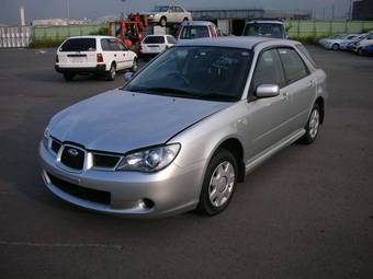 2005 Subaru Impreza Wagon Pictures