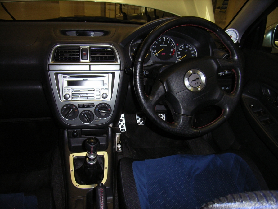 2001 Subaru Impreza WRX Pictures