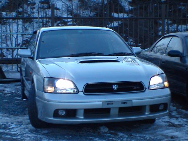 2000 Subaru Legacy B4