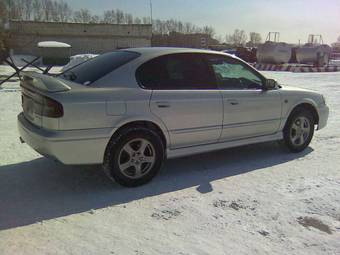 2000 Subaru Legacy B4 Pictures