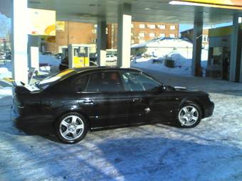 2000 Subaru Legacy B4 Pictures