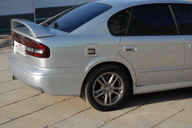 2001 Subaru Legacy B4