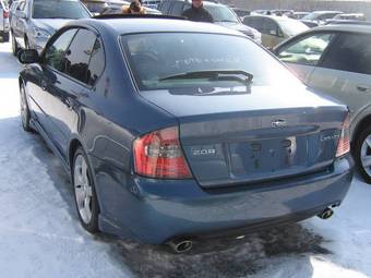 2004 Subaru Legacy B4 Pictures