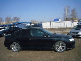 2004 Subaru Legacy B4 Pictures