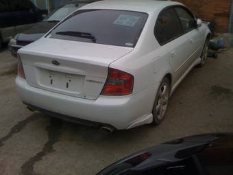 2004 Subaru Legacy B4 Photos