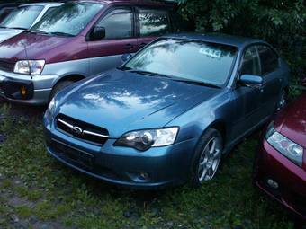 2004 Subaru Legacy B4 Pictures