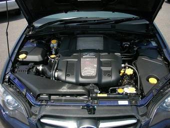 2004 Subaru Legacy B4 Photos