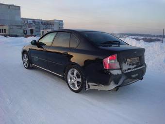 2005 Subaru Legacy B4 Photos