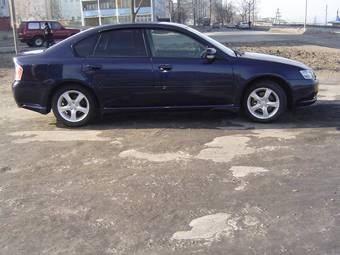 2005 Subaru Legacy B4 Photos