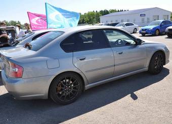 2005 Subaru Legacy B4 Photos