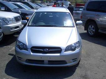 2004 Subaru Legacy Wagon Pics
