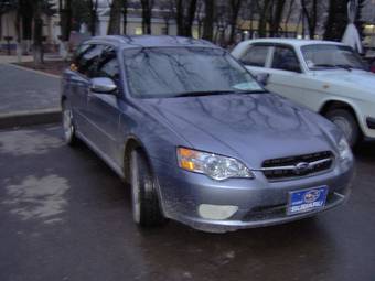 2005 Subaru Legacy Wagon Photos