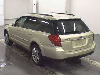 2003 Subaru Outback Pictures