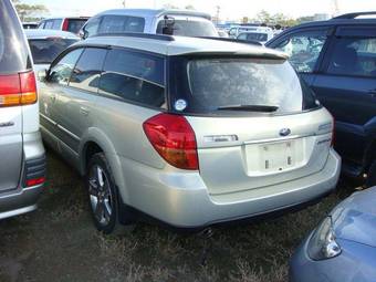 2004 Subaru Outback Pictures