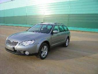 2007 Subaru Outback Photos