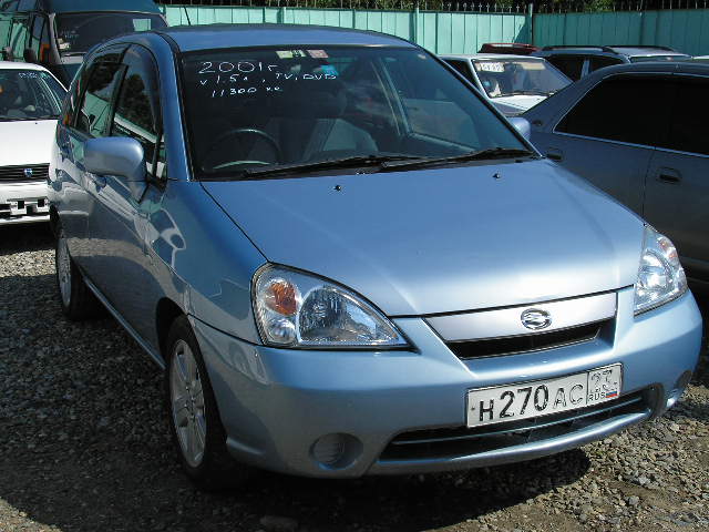 2001 Suzuki Aerio Wagon Photos