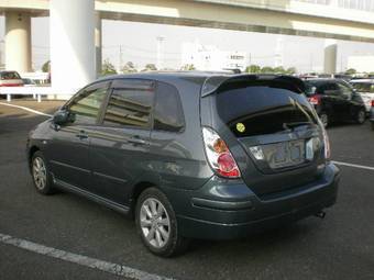 2004 Suzuki Aerio Wagon Pictures