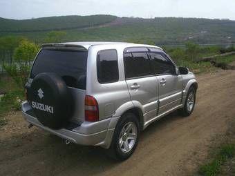 2000 Suzuki Escudo Pictures