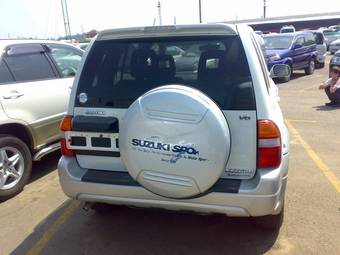 2000 Suzuki Escudo Pics