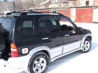 2002 Suzuki Escudo Photos