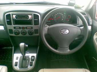 2003 Suzuki Escudo Images